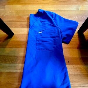 Figs XL royal blue jogger scrub set.